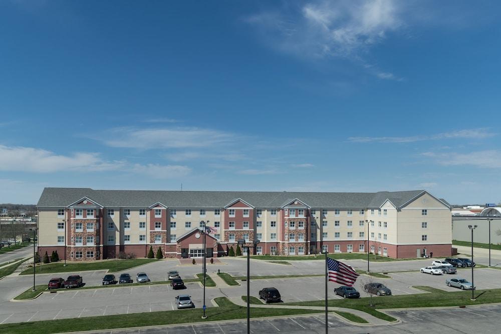 Homewood Suites By Hilton Cedar Rapids-North Buitenkant foto