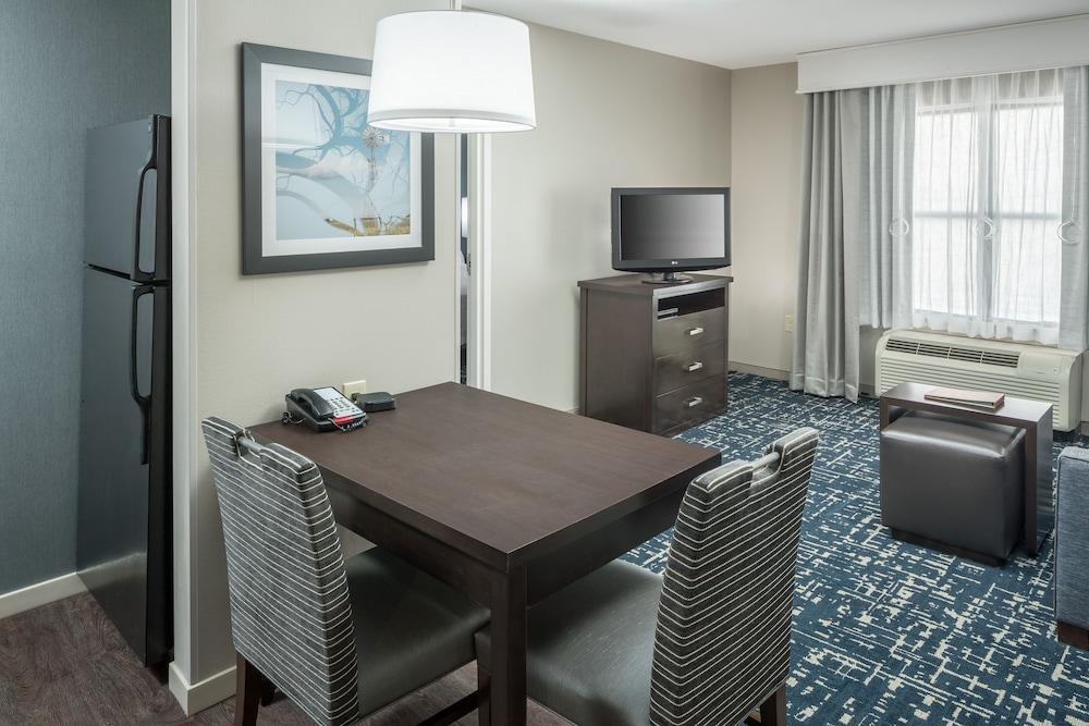 Homewood Suites By Hilton Cedar Rapids-North Buitenkant foto