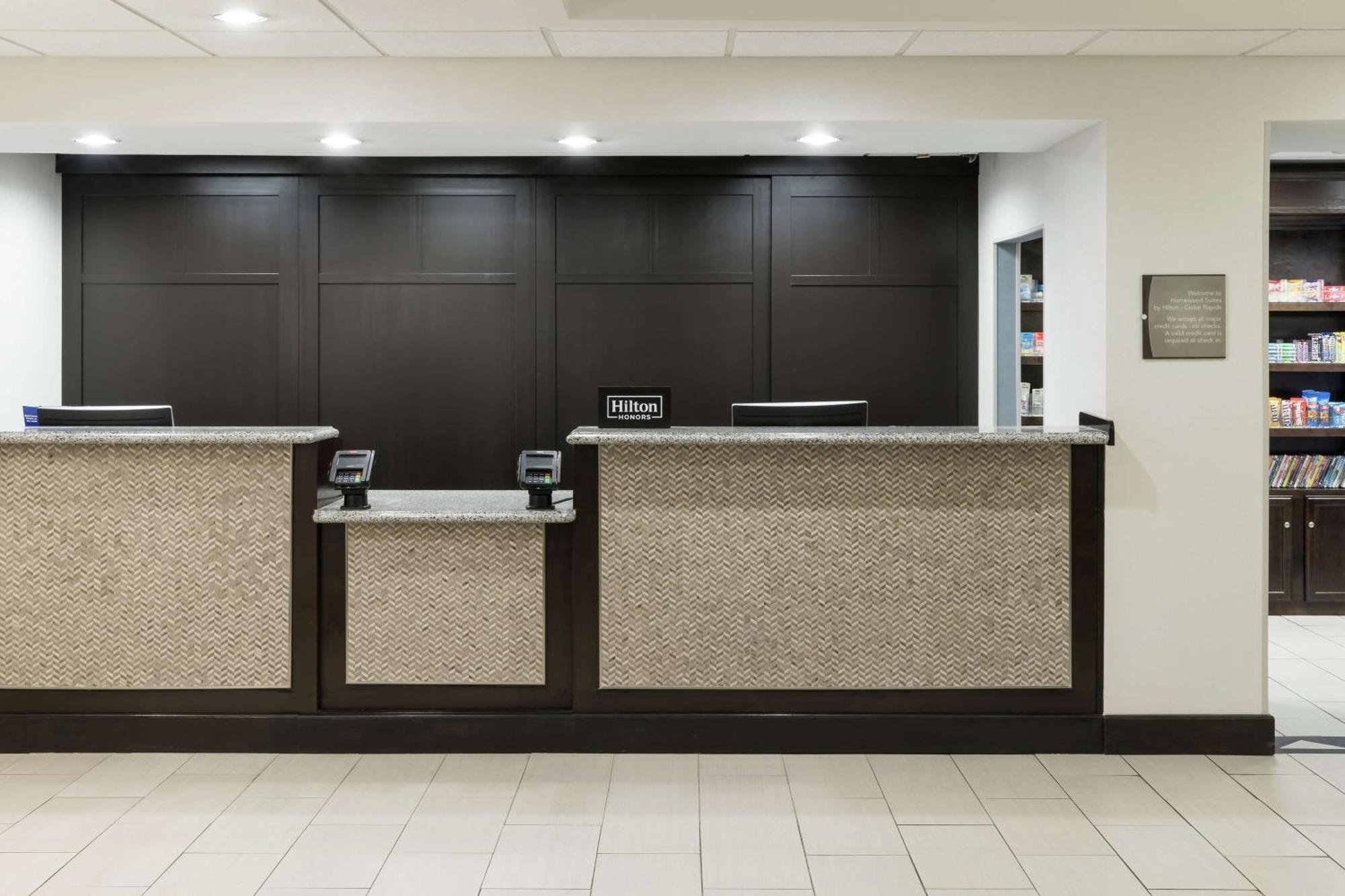 Homewood Suites By Hilton Cedar Rapids-North Buitenkant foto